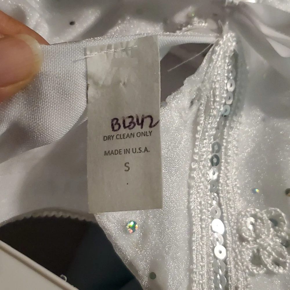 ❤️ New dress  2 pieces short sleeve white silver sequins Baptism various…